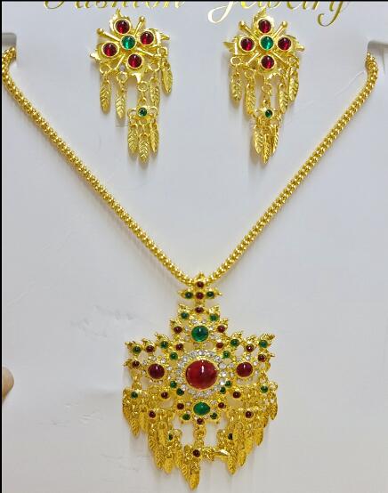 Pacific Jewelry & Watches Los Angeles - Thai Accessoires Ohrringe Halsketten ethnischen Stil
