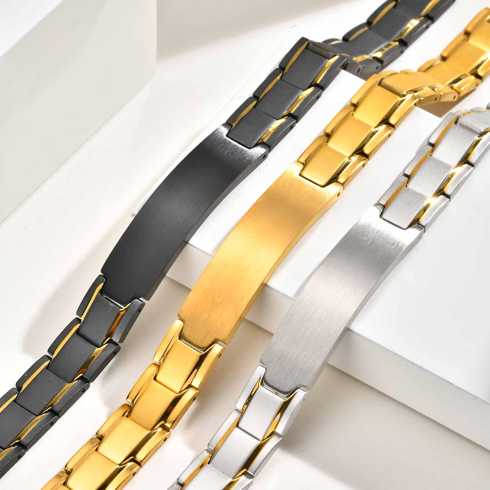 Personalisiertes Armband mit N – Jewelry Watches For Men Bewertung und Preis