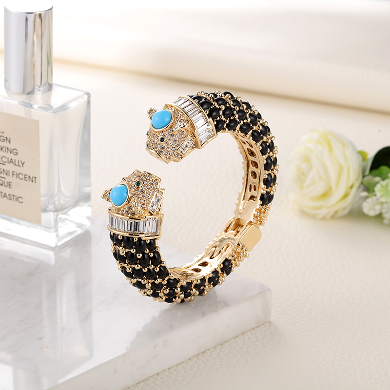 Sally's Paradise Tierarmbänder – Paradise Jewelry & Watches Llc Photos Bewertung und Preis