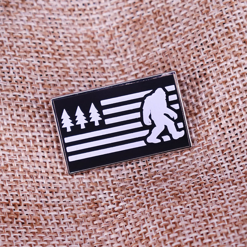 Amerikanische Flagge Bigfoot P – Pacific Jewelry & Watches Los Angeles Bewertung und Preis
